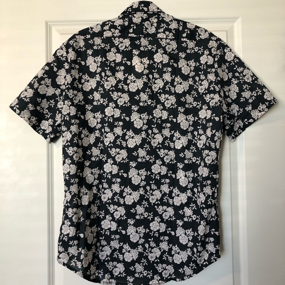Men’s Aloha Shirt- Blossom - Picture 2 of 3